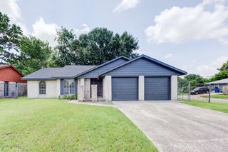 2035 Deerhurst Lane, Houston, TX 77088