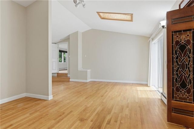 8 Ledgemont Drive, Lincoln, RI 02865