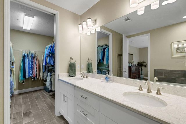 3450 77TH STREET W 201, Bradenton, FL 34209