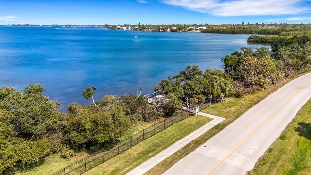3450 77TH STREET W 201, Bradenton, FL 34209