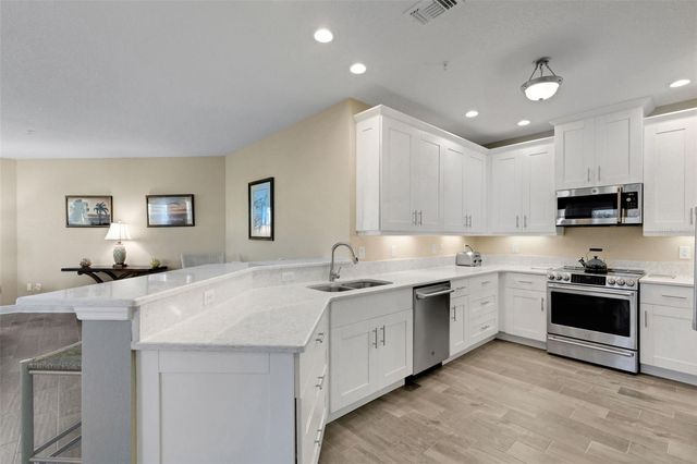 3450 77TH STREET W 201, Bradenton, FL 34209