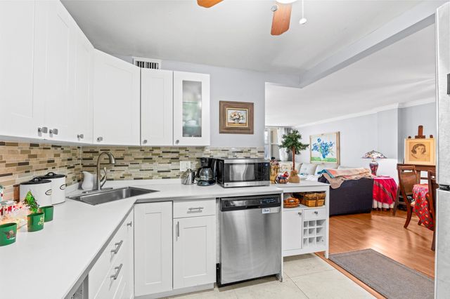 305 N Pompano Beach Blvd 510, Pompano Beach, FL 33062