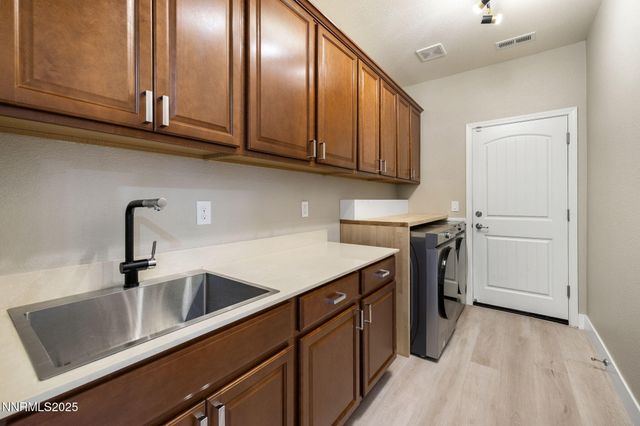 1120 University Park Court, Reno, NV 89512