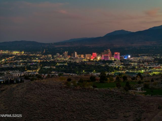 1120 University Park Court, Reno, NV 89512