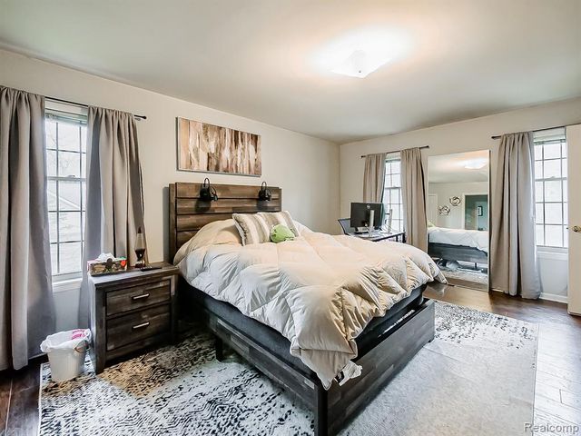 3688 Old Creek Road, Rochester Hills, MI 48307