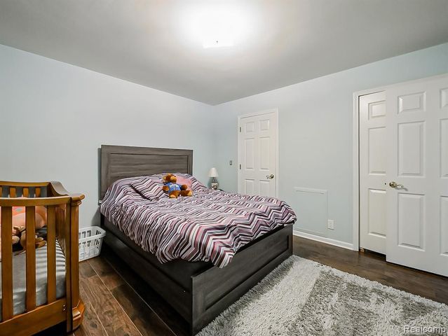 3688 Old Creek Road, Rochester Hills, MI 48307