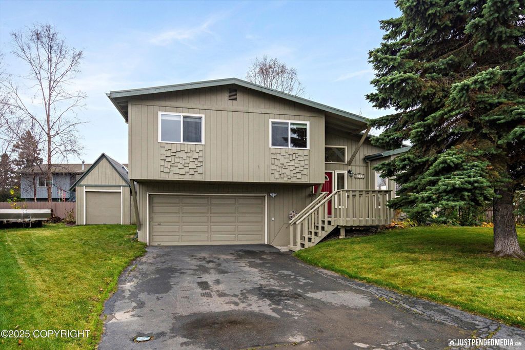 1310 Heidi Circle, Anchorage, AK 99518
