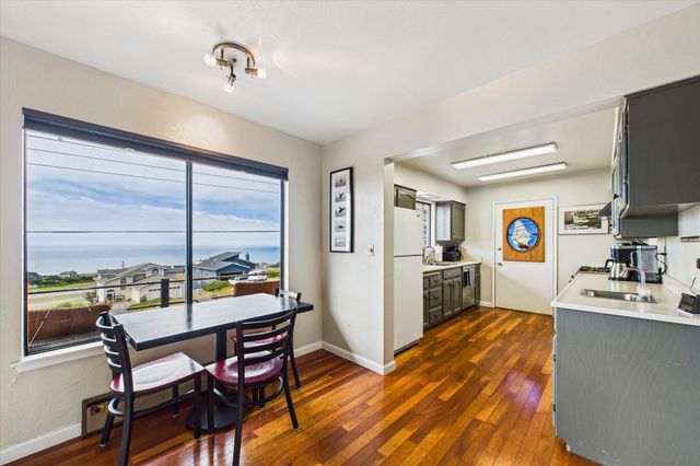 82 Fawn Drive, Shelter Cove, CA 95589