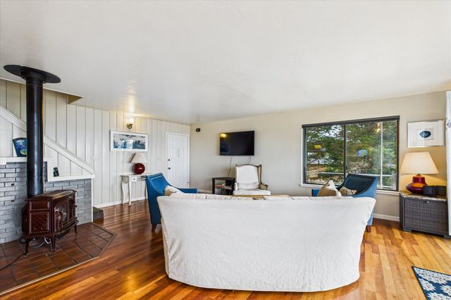 82 Fawn Drive, Shelter Cove, CA 95589