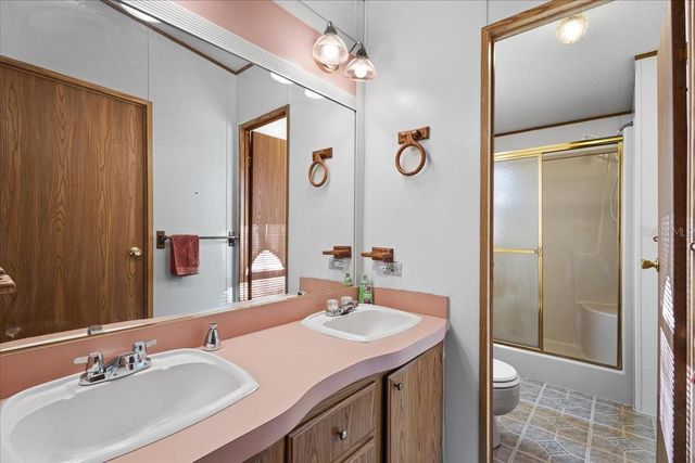 14430 E LEVY STREET, Williston, FL 32696