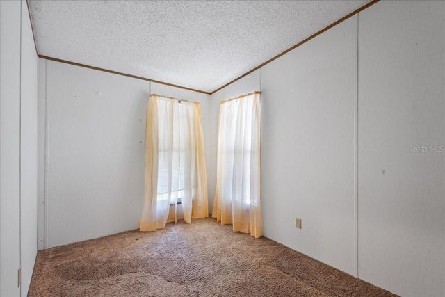 14430 E LEVY STREET, Williston, FL 32696