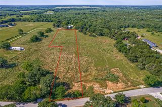 9386 Dripping Springs Road, Denison, TX 75021
