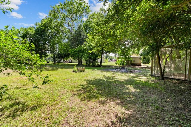 6119 Highland Road, Santa Fe, TX 77517