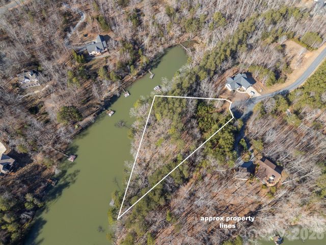 000 Indian Summer Lane 4, Mill Spring, NC 28756