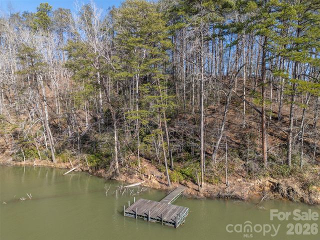 000 Indian Summer Lane 4, Mill Spring, NC 28756