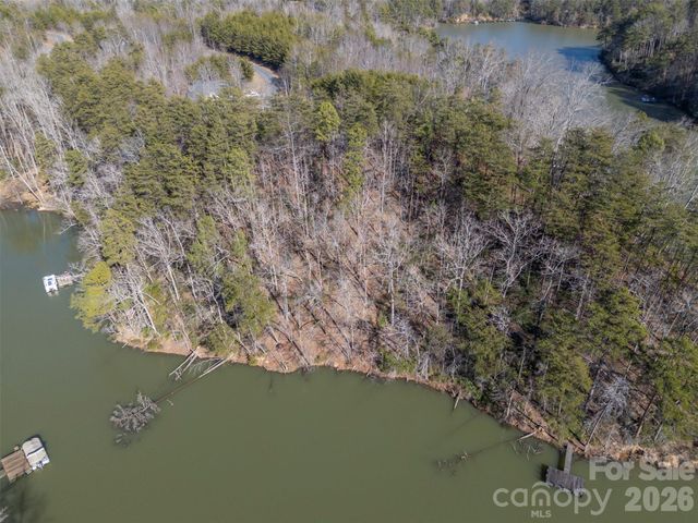 000 Indian Summer Lane 4, Mill Spring, NC 28756