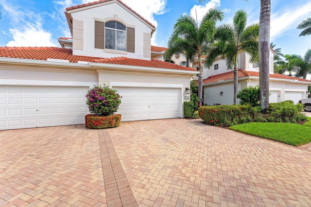 101 Palm Bay Circle A, Palm Beach Gardens, FL 33418