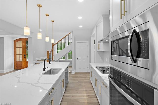 2592 Fox Ridge Road, Asheboro, NC 27205