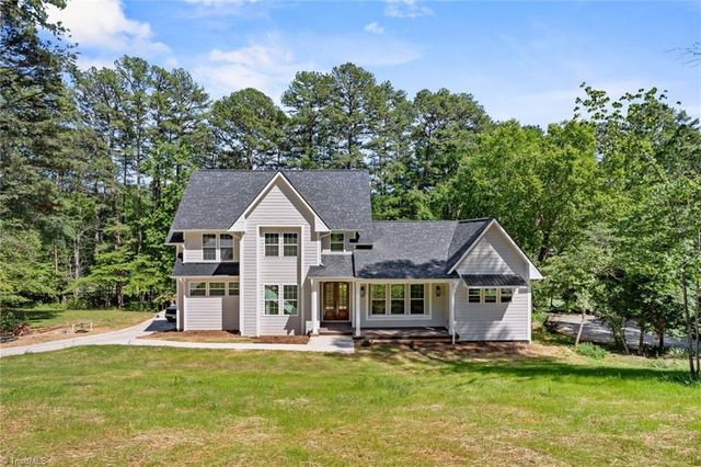 2592 Fox Ridge Road, Asheboro, NC 27205