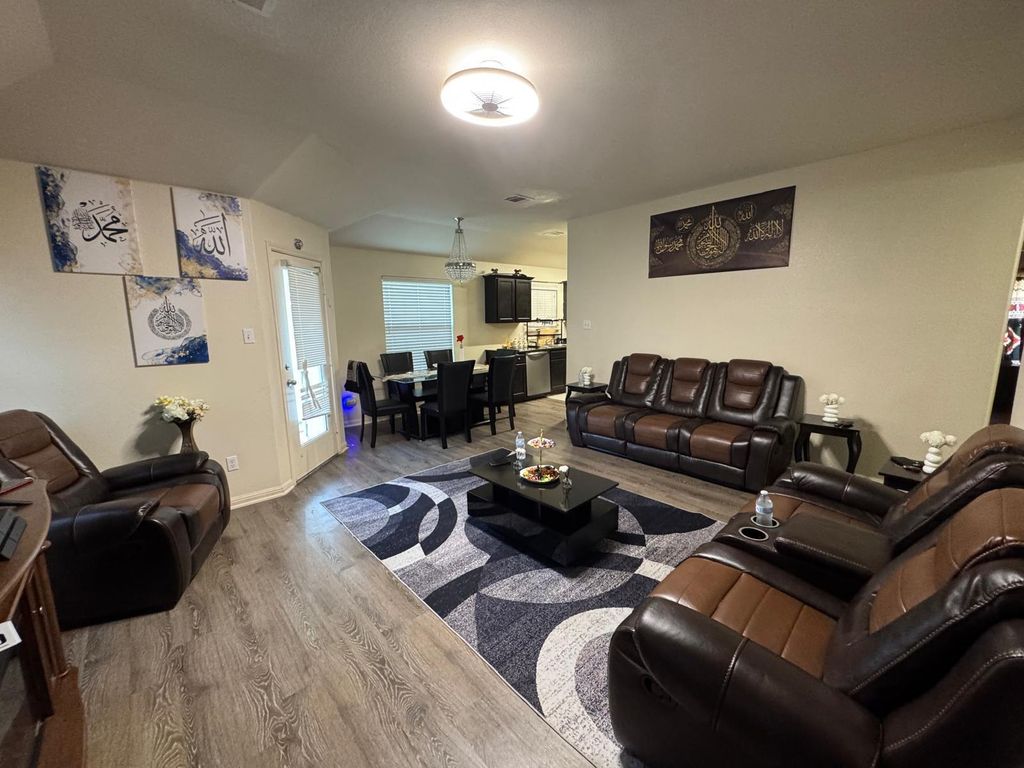 13409 Pine Needle ST, Manor, TX 78653