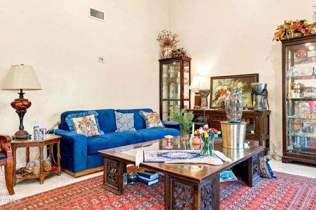 18108 Village 18, Camarillo, CA 93012