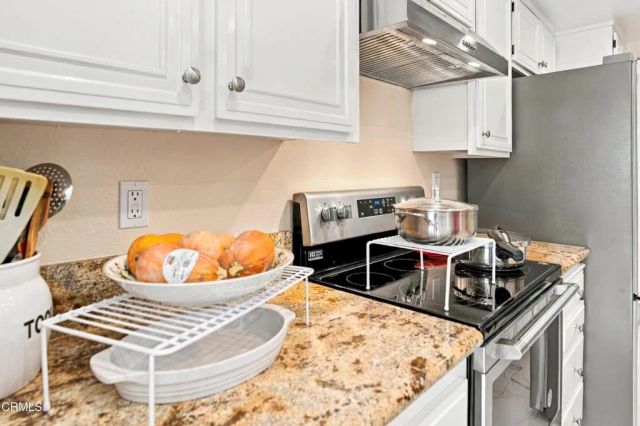 18108 Village 18, Camarillo, CA 93012