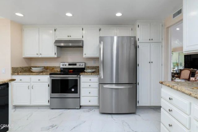 18108 Village 18, Camarillo, CA 93012