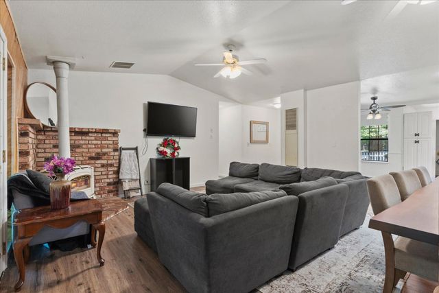 3205 Castlewood Cir, Pollock Pines, CA 95726