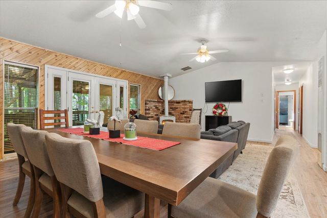 3205 Castlewood Cir, Pollock Pines, CA 95726