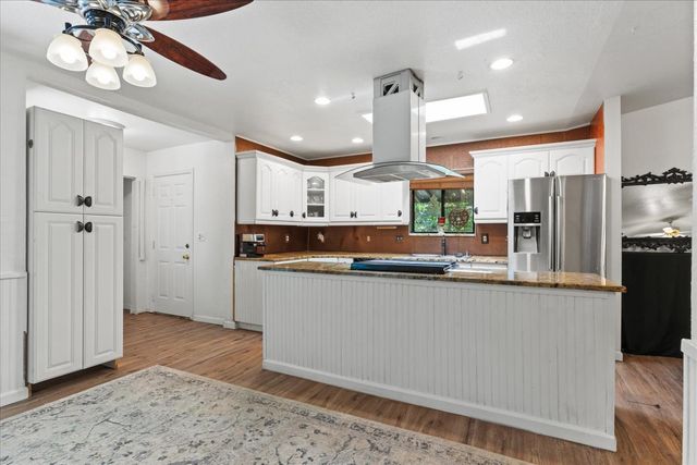 3205 Castlewood Cir, Pollock Pines, CA 95726