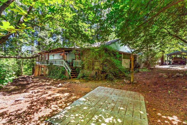 3205 Castlewood Cir, Pollock Pines, CA 95726