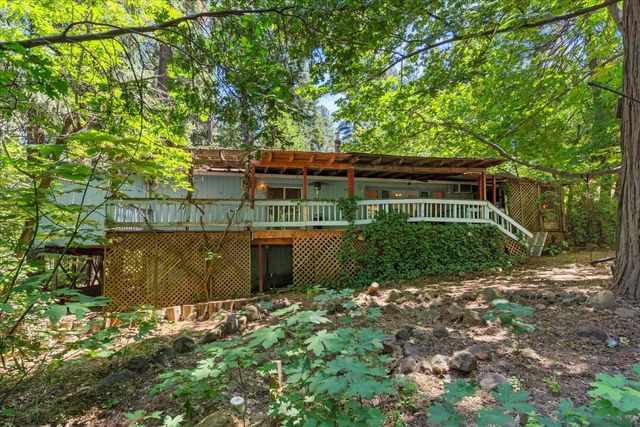 3205 Castlewood Cir, Pollock Pines, CA 95726