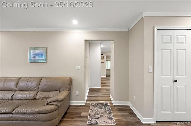 8529 Munrovia Street, Shelby Twp, MI 48317
