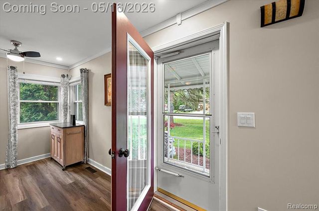 8529 Munrovia Street, Shelby Twp, MI 48317