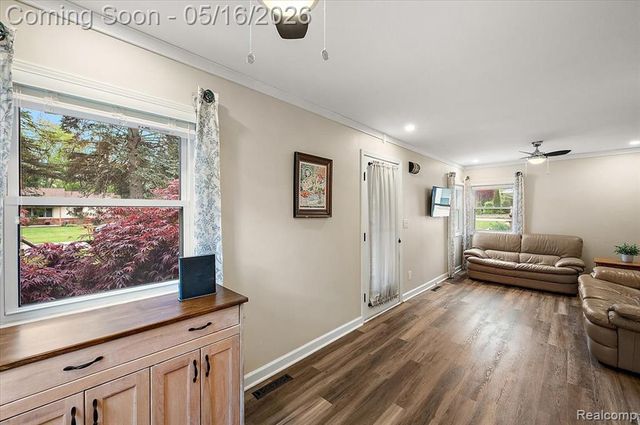 8529 Munrovia Street, Shelby Twp, MI 48317