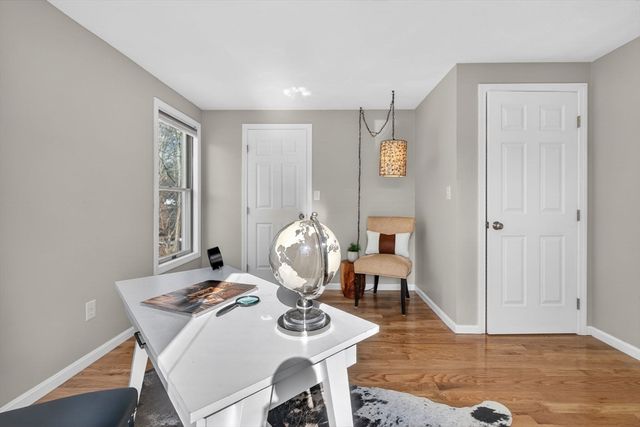 16 Andrews Farm Rd, Boxford, MA 01921