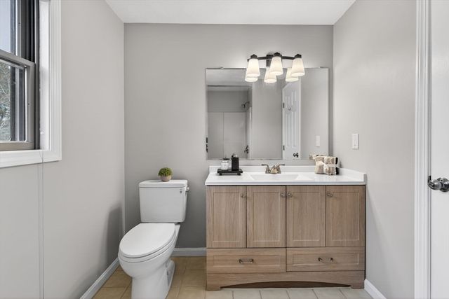 16 Andrews Farm Rd, Boxford, MA 01921