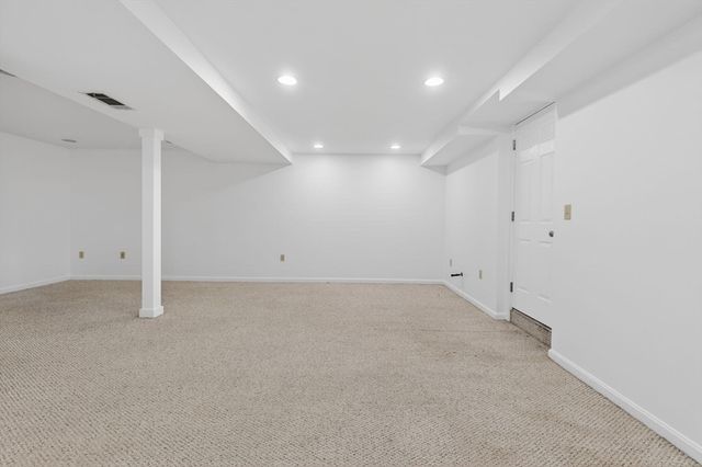 16 Andrews Farm Rd, Boxford, MA 01921