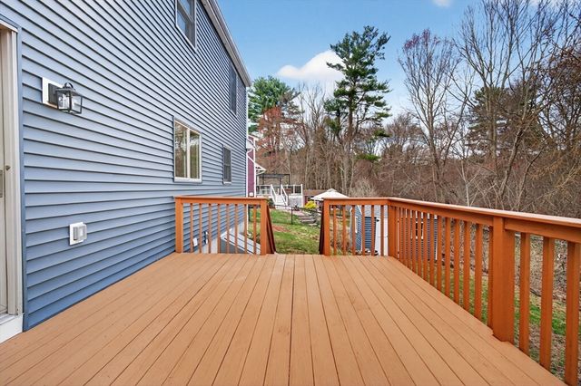 16 Andrews Farm Rd, Boxford, MA 01921