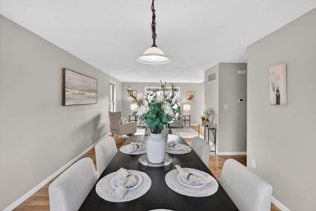 16 Andrews Farm Rd, Boxford, MA 01921