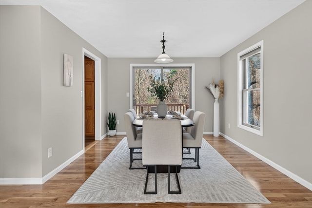 16 Andrews Farm Rd, Boxford, MA 01921