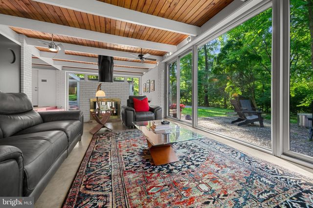 3705 DARBY RD, Bryn Mawr, PA 19010
