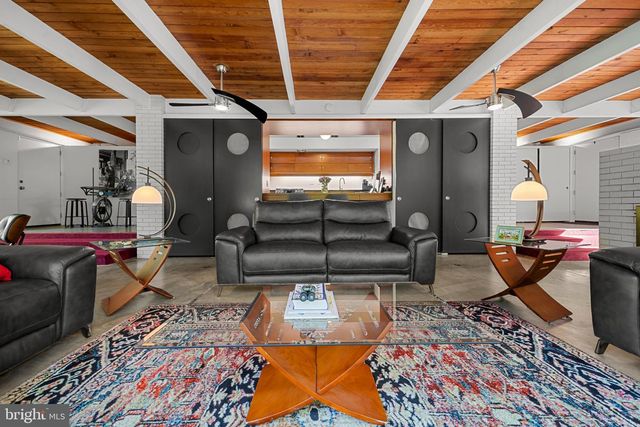 3705 DARBY RD, Bryn Mawr, PA 19010