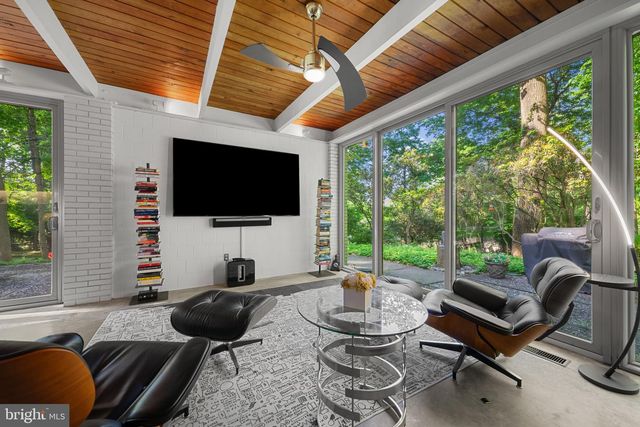 3705 DARBY RD, Bryn Mawr, PA 19010