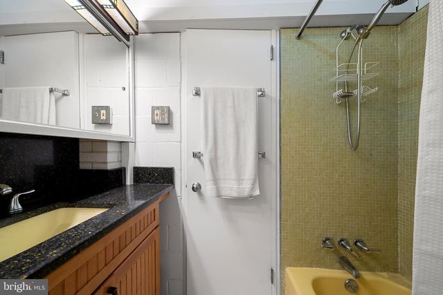 3705 DARBY RD, Bryn Mawr, PA 19010