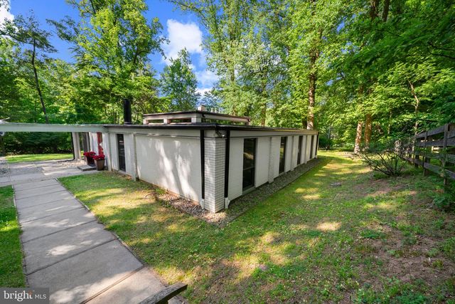 3705 DARBY RD, Bryn Mawr, PA 19010