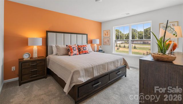 74 Caroline Valley Lane, Hendersonville, NC 28792