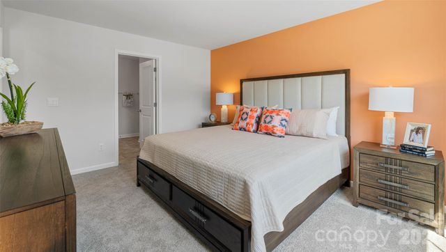 74 Caroline Valley Lane, Hendersonville, NC 28792