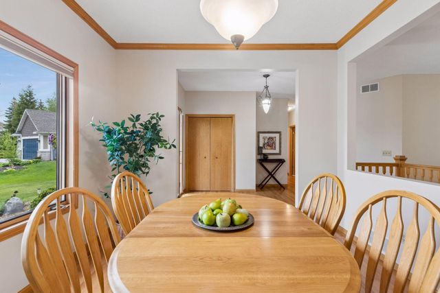 10947 Alexandra Court, Inver Grove Heights, MN 55077