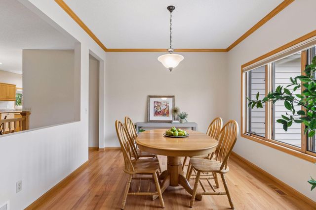 10947 Alexandra Court, Inver Grove Heights, MN 55077